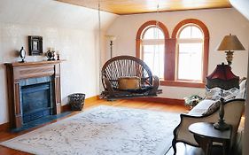 Round Barn Farm B & B Event Center